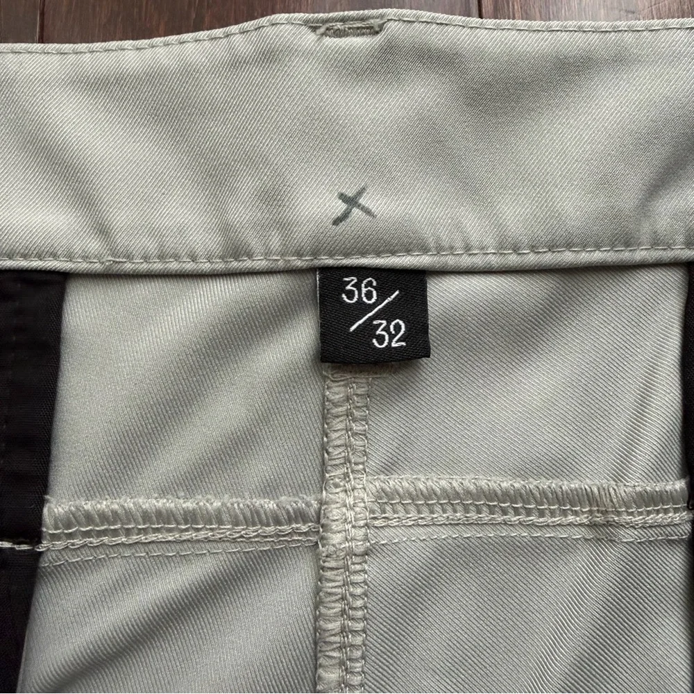Public Rec Men's Dealmaker Chino+ Pants Size 36x32 Gray Travel Golf Work Casual